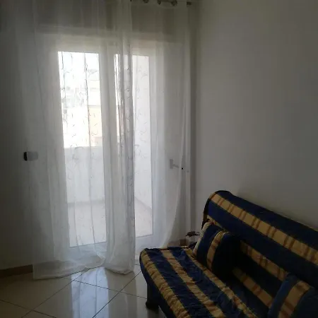 Nina's Apartment